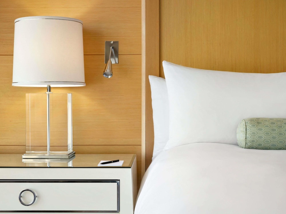 Sofitel LA at Beverly Hills — Hotel rooms in Los Angeles, California