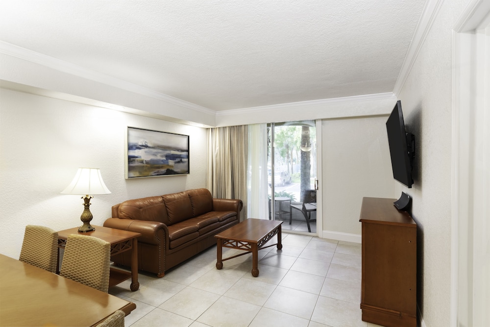 Westgate Blue Tree Resort in Lake Buena Vista — Hotel rooms in Orlando, Florida