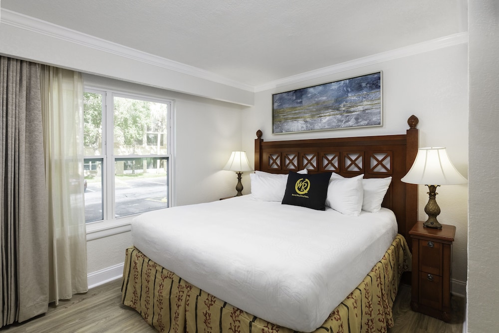 Westgate Blue Tree Resort in Lake Buena Vista — Hotel rooms in Orlando, Florida