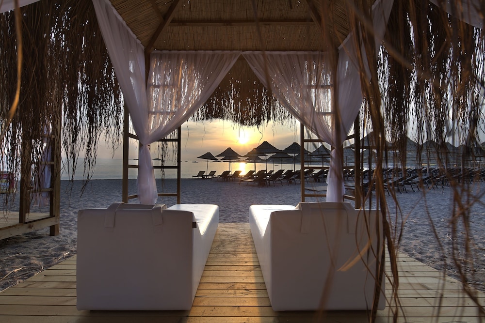 Litore Resort Hotel & Spa - All Inclusive — Outdoor in Okurcalar