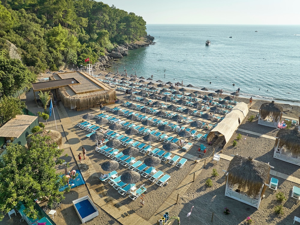 Litore Resort Hotel & Spa - All Inclusive — Outdoor in Okurcalar