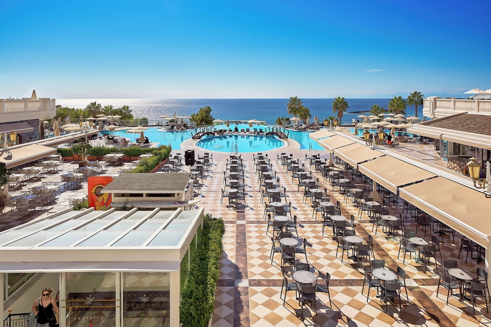 Litore Resort Hotel & Spa - All Inclusive — Outdoor in Okurcalar