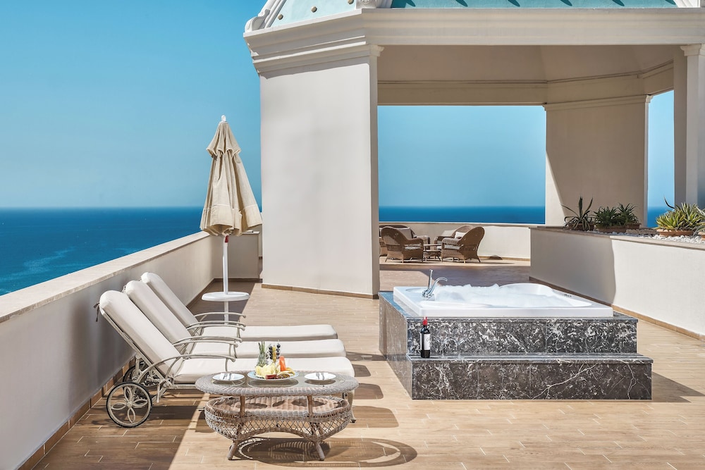 Litore Resort Hotel & Spa - All Inclusive — Rooms in Okurcalar