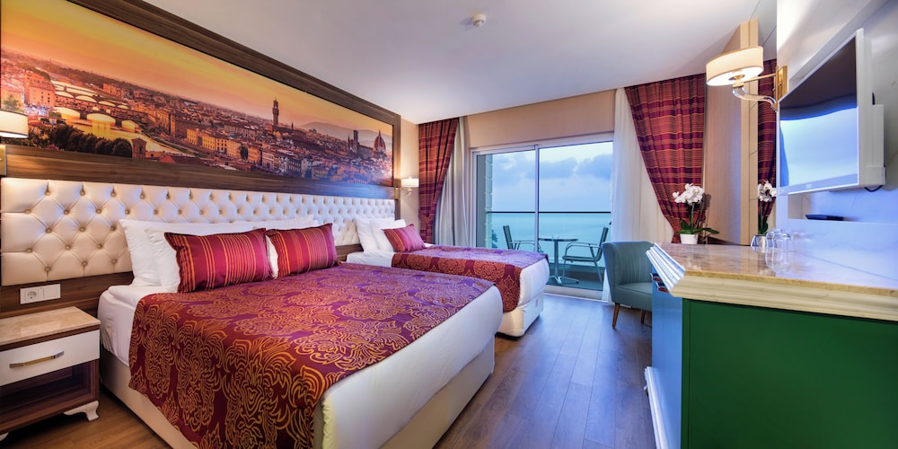 Litore Resort Hotel & Spa - All Inclusive — Rooms in Okurcalar