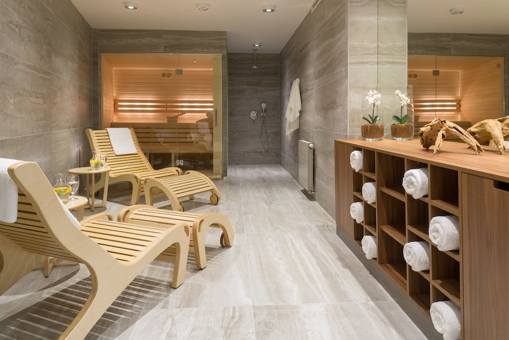Grand Ascot Hotel — Spa in Krakow, Lesser Poland