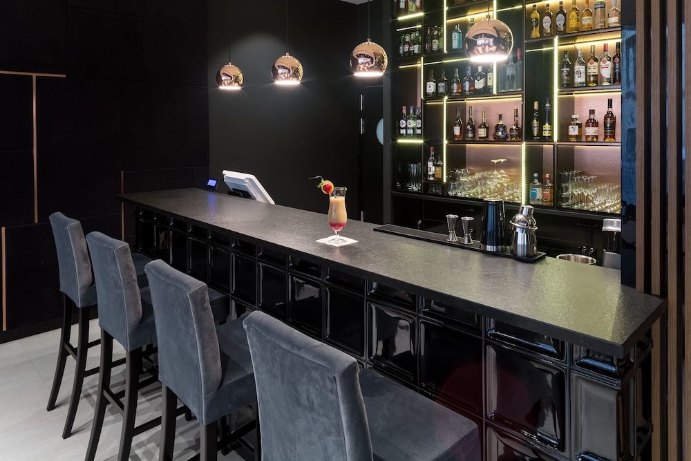 Grand Ascot Hotel — Restaurant & bars in Krakow, Lesser Poland