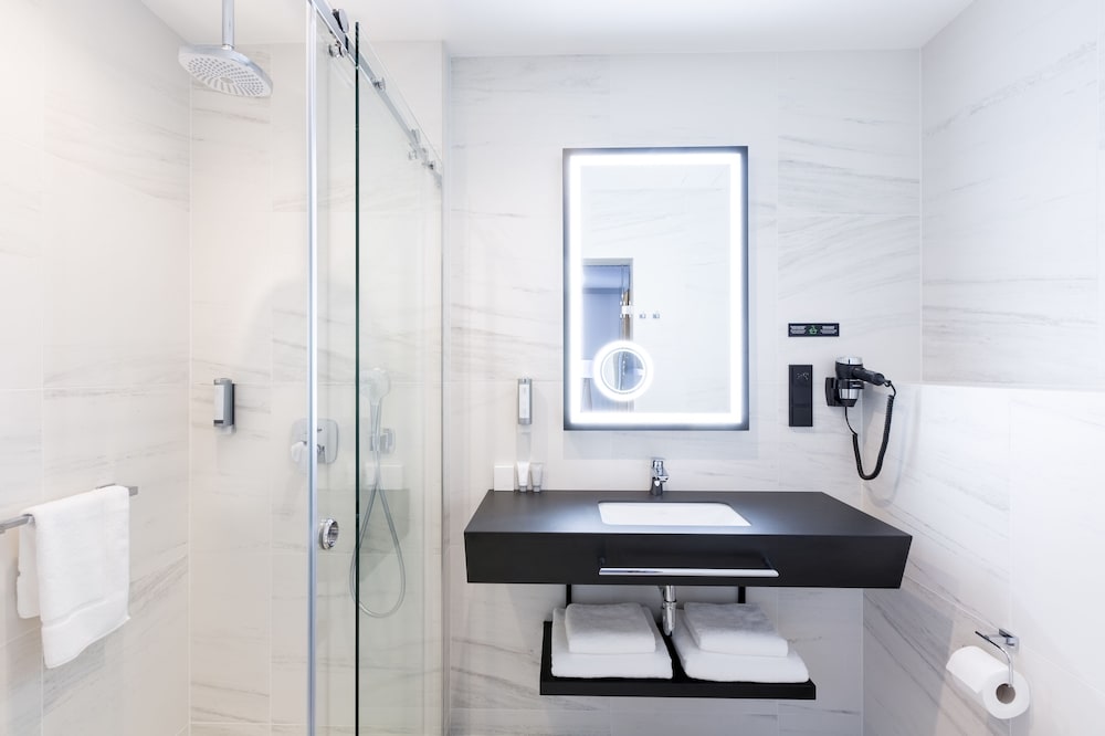 Grand Ascot Hotel — Hotel rooms in Krakow, Lesser Poland