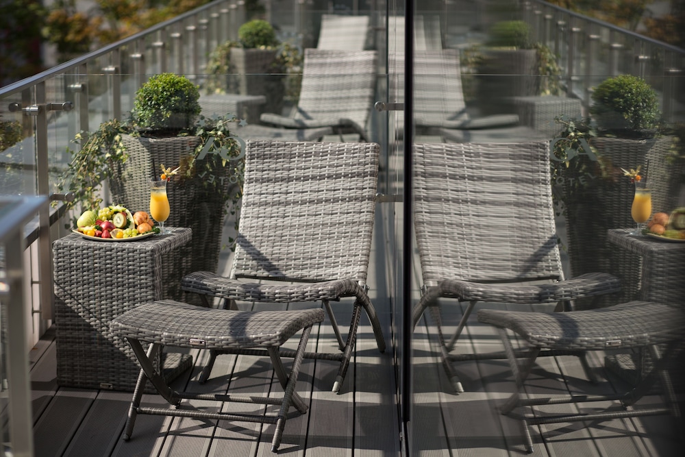 Grand Ascot Hotel — Hotel rooms in Krakow, Lesser Poland
