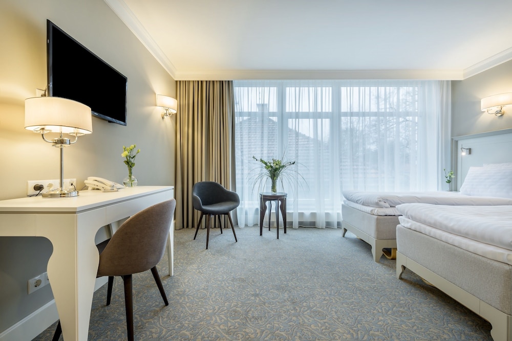Ratonda Centrum Hotels - zdjęcie 2