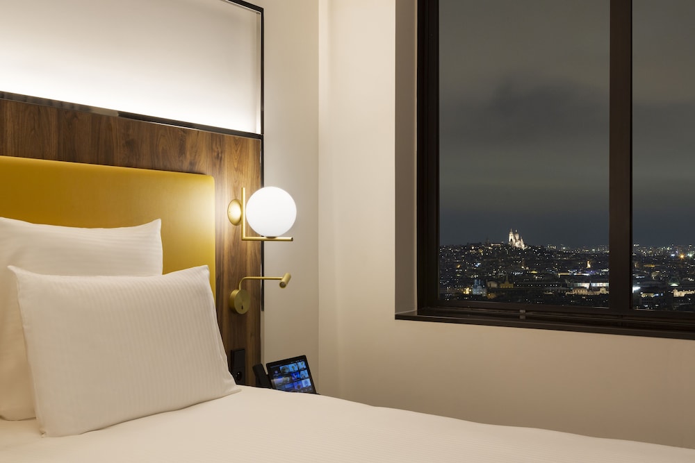 Pullman Paris Montparnasse Hotel — Hotel rooms in Paris, Ile-de-France
