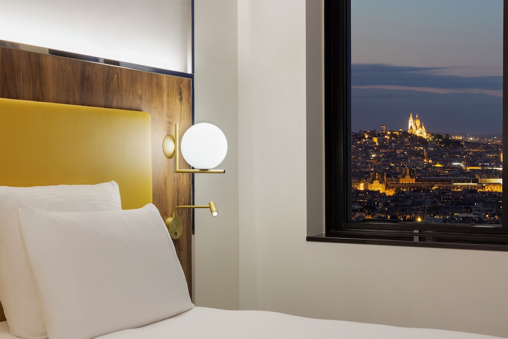 Pullman Paris Montparnasse Hotel — Hotel rooms in Paris, Ile-de-France