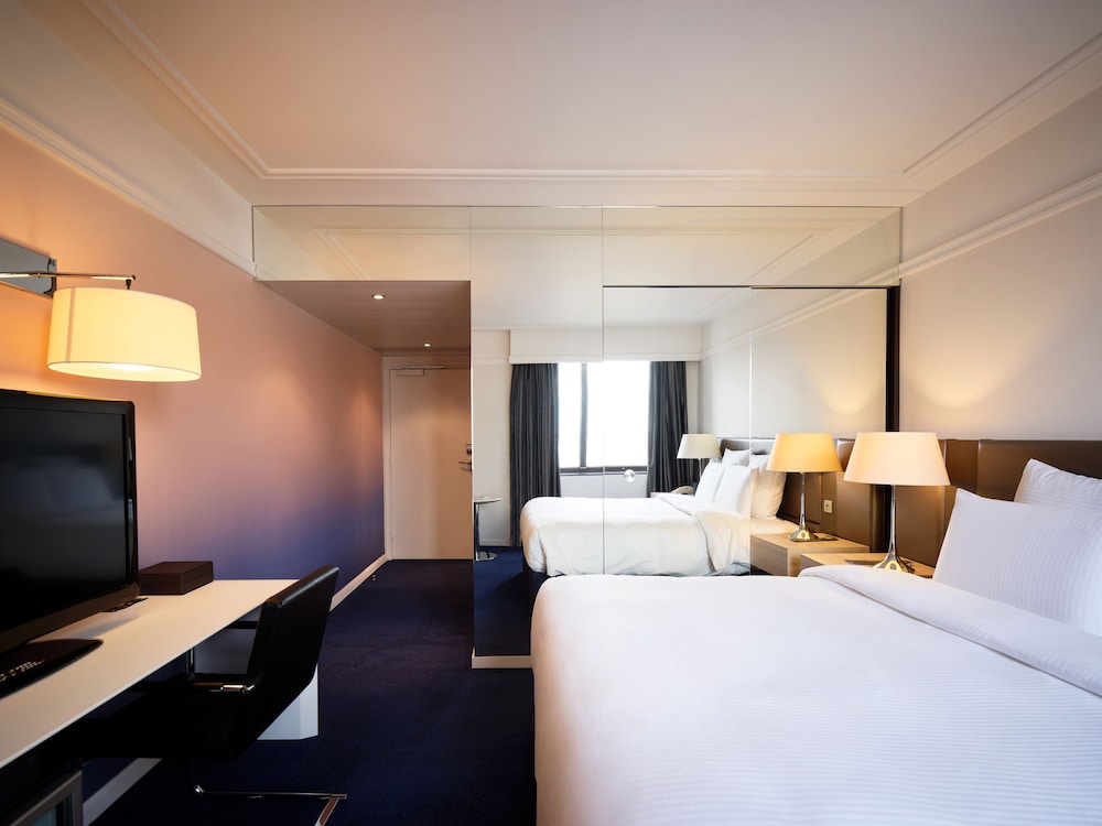 Pullman Paris Montparnasse Hotel — Hotel rooms in Paris, Ile-de-France