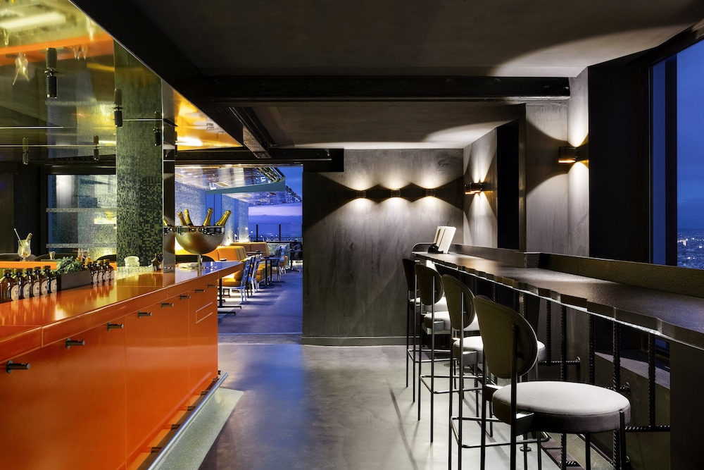 Pullman Paris Montparnasse Hotel — Restaurant & bars in Paris, Ile-de-France