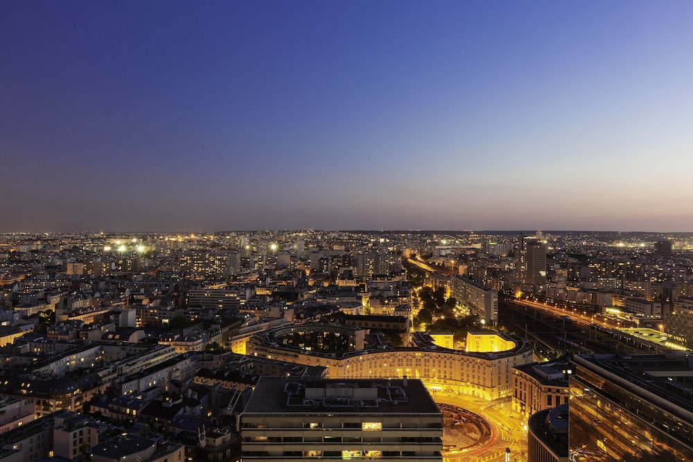 Pullman Paris Montparnasse Hotel — Attractions in the area in Paris, Ile-de-France