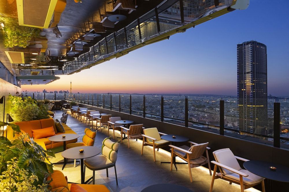 Pullman Paris Montparnasse Hotel