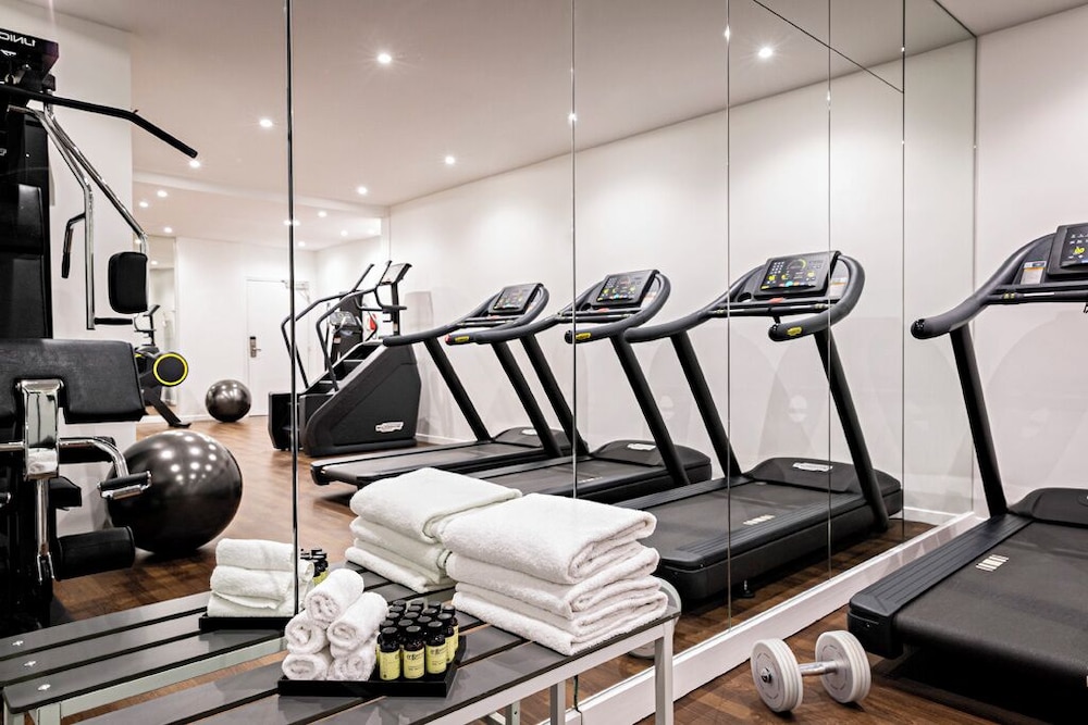 Pullman Paris Montparnasse Hotel — Sports & recreation in Paris, Ile-de-France