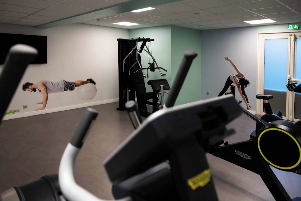 Grand Magic Hotel Marne La Vallée — Sports & recreation in Disneyland Paris, Ile-de-France