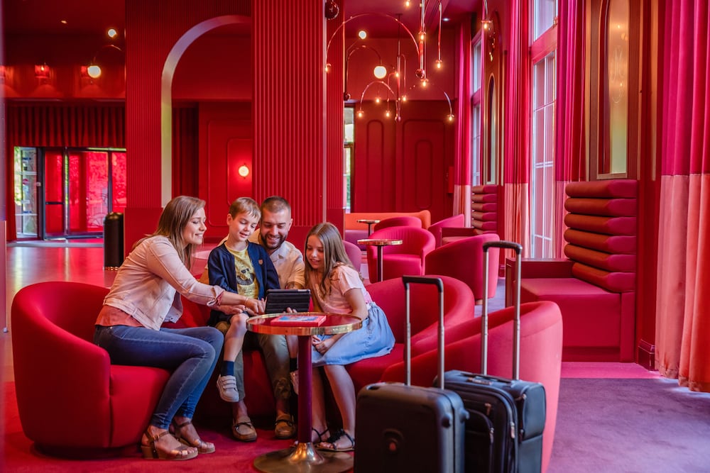 Grand Magic Hotel Marne La Vallée — Attractions for children in Disneyland Paris, Ile-de-France