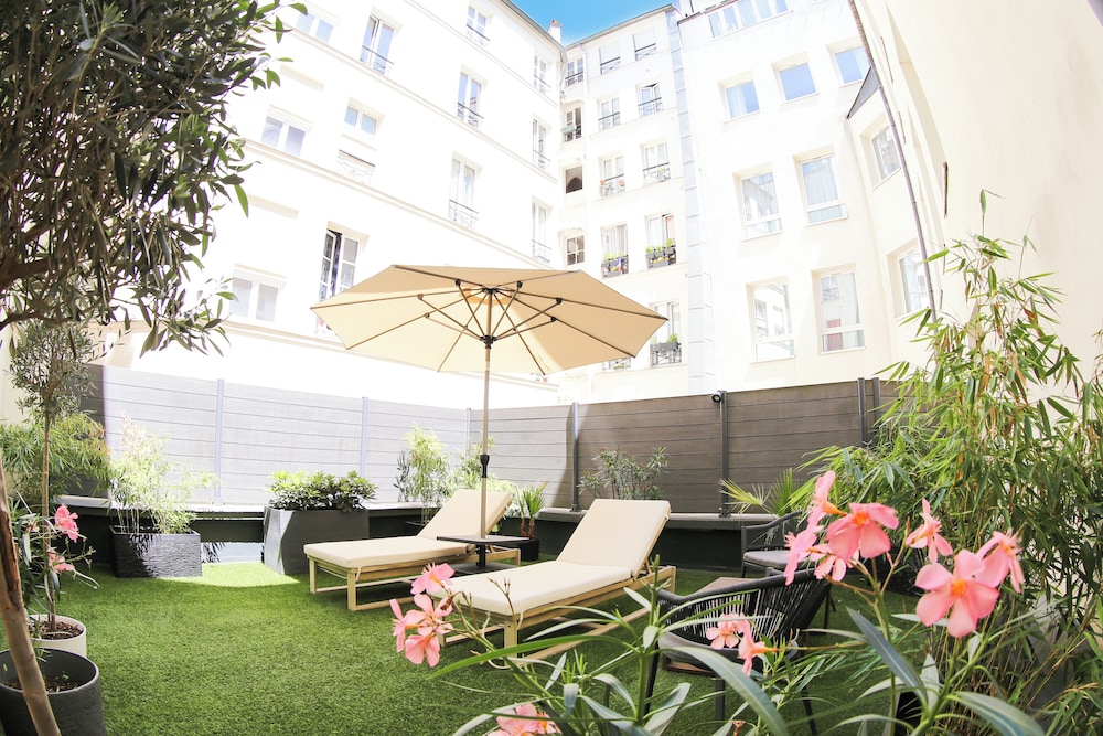 L'Empire Paris - zdjęcie 2