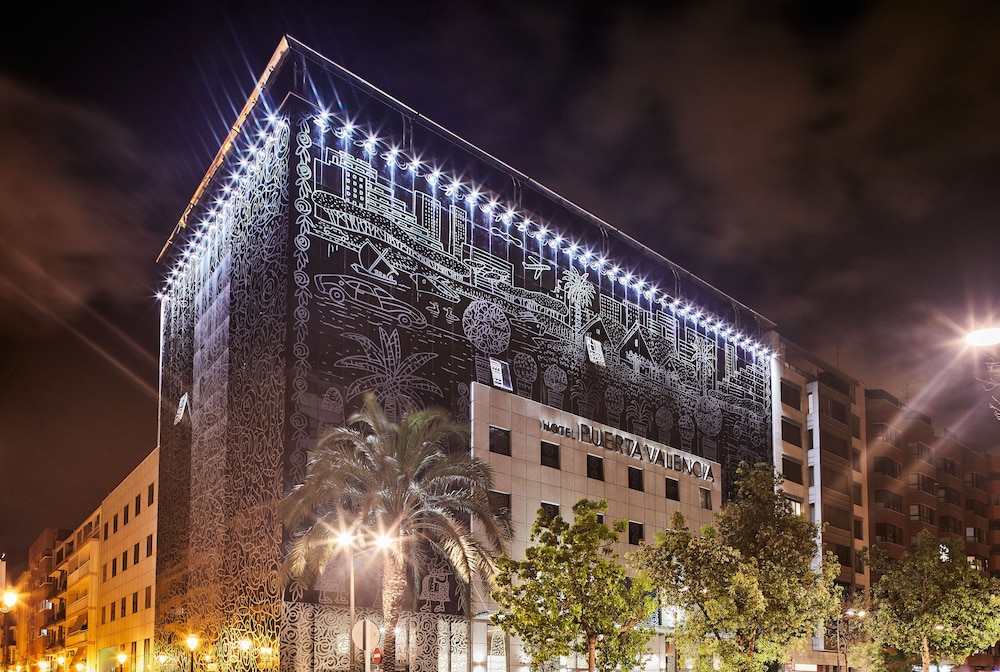 Hotel Silken Puerta de Valencia - zdjęcie 2