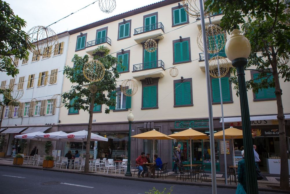 The Marketplace Apartments