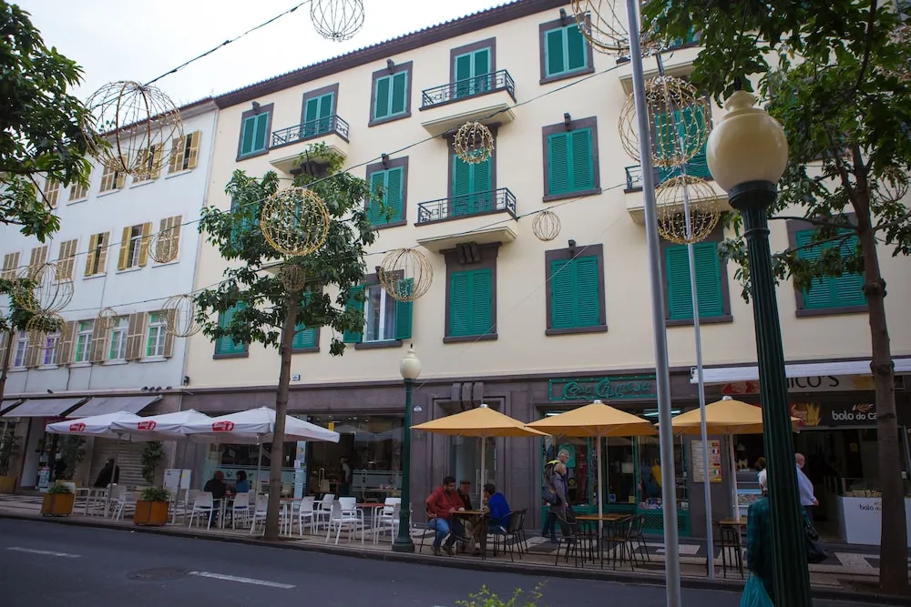 The Marketplace Apartments