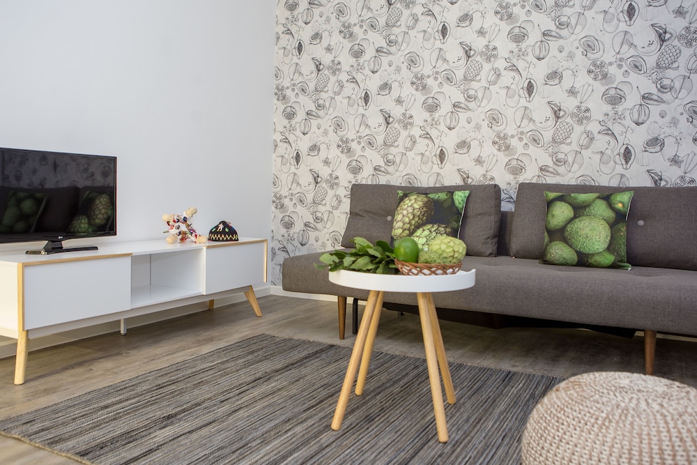 The Marketplace Apartments — Hotel rooms in Funchal, Madeira