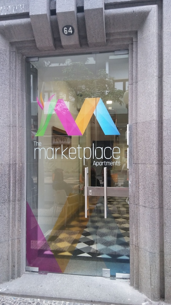 The Marketplace Apartments — Hotel building in Funchal, Madeira