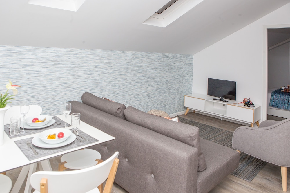 The Marketplace Apartments — Hotel rooms in Funchal, Madeira