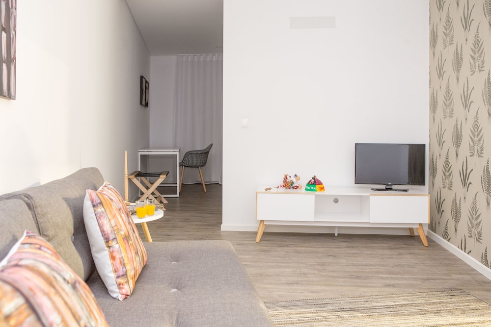 The Marketplace Apartments — Hotel rooms in Funchal, Madeira