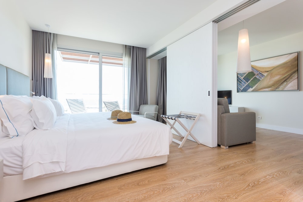 Palmares Beach House Hotel - Adults Friendly — Hotel rooms in Lagos, Faro