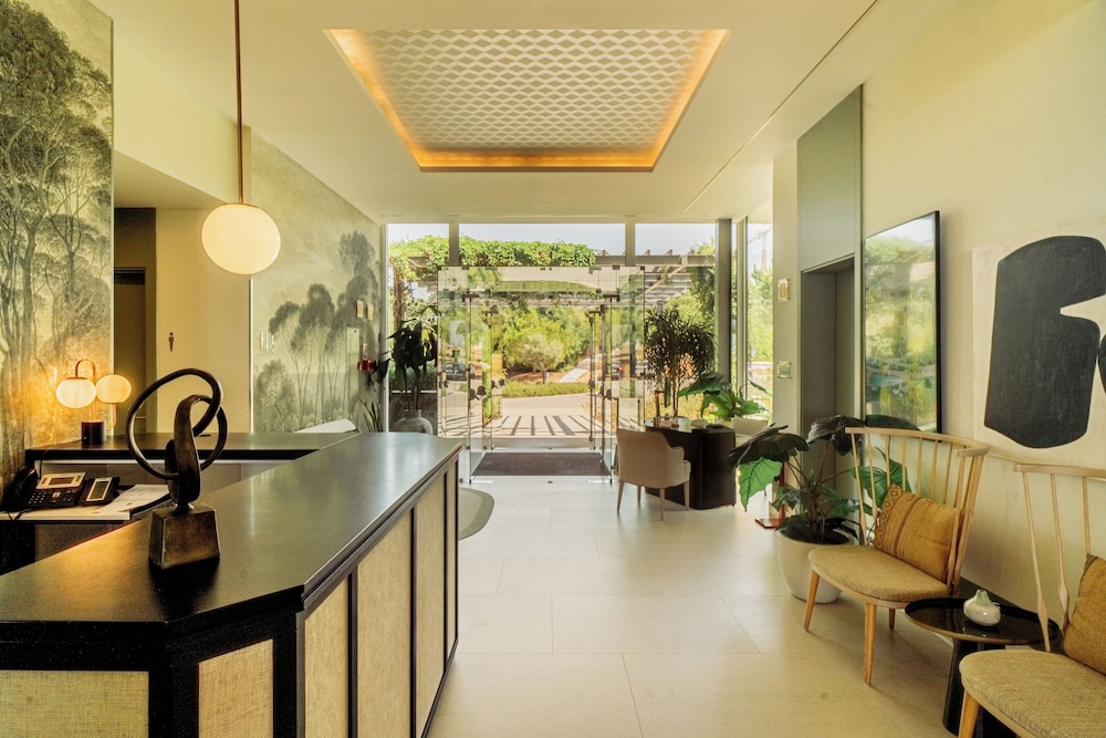 Palmares Beach House Hotel - Adults Friendly — Hotel building in Lagos, Faro