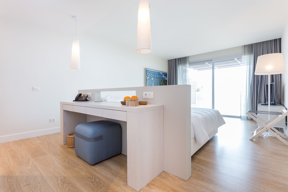 Palmares Beach House Hotel - Adults Friendly — Hotel rooms in Lagos, Faro