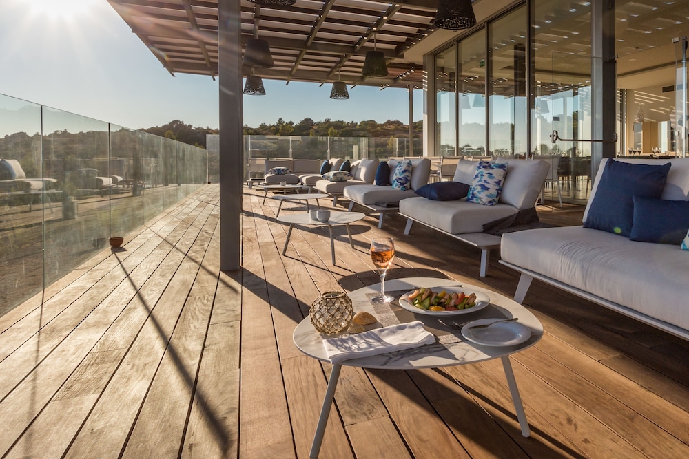 Palmares Beach House Hotel - Adults Friendly — Restaurant & bars in Lagos, Faro