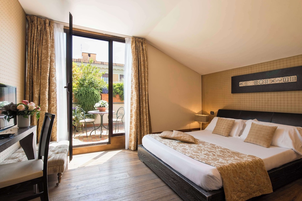 Atlante Garden Hotel — Hotel rooms in Rome, Lazio