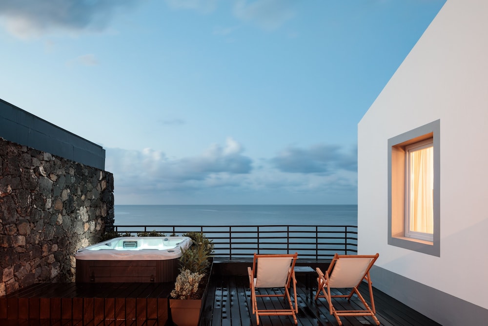 White Exclusive Suite & Villas - zdjęcie 4