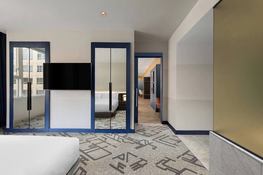 W Hollywood — Hotel rooms in Los Angeles, California