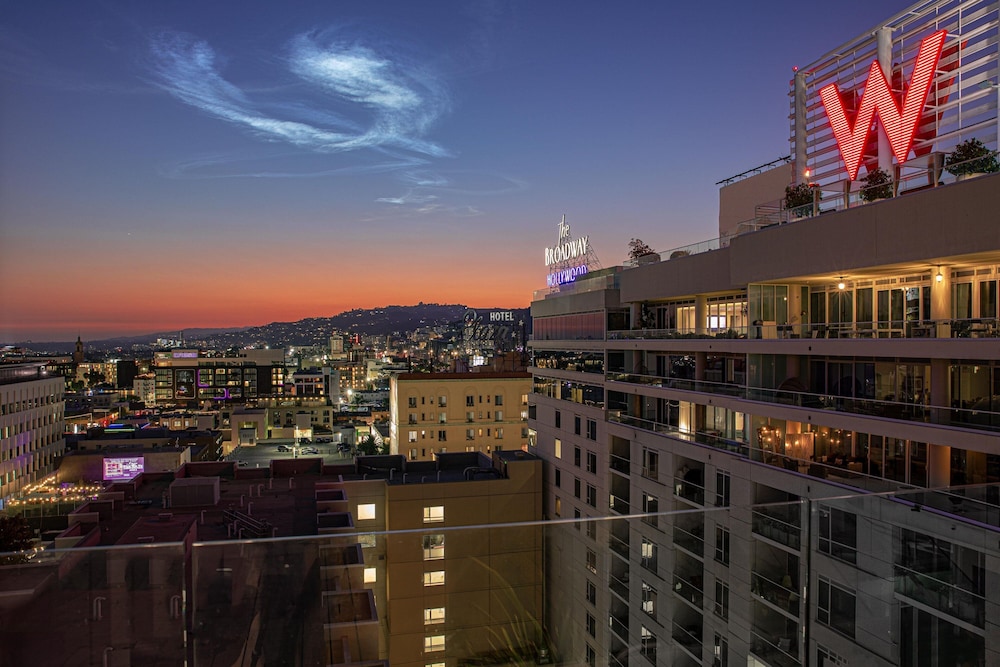 W Hollywood — Hotel building in Los Angeles, California