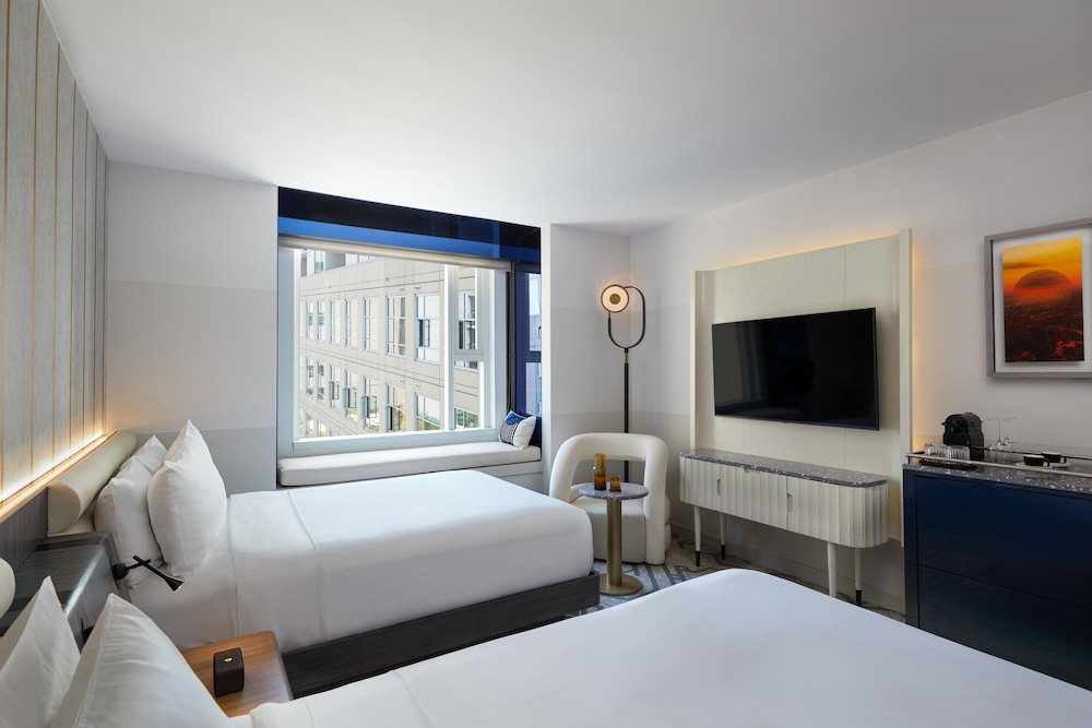W Hollywood — Hotel rooms in Los Angeles, California