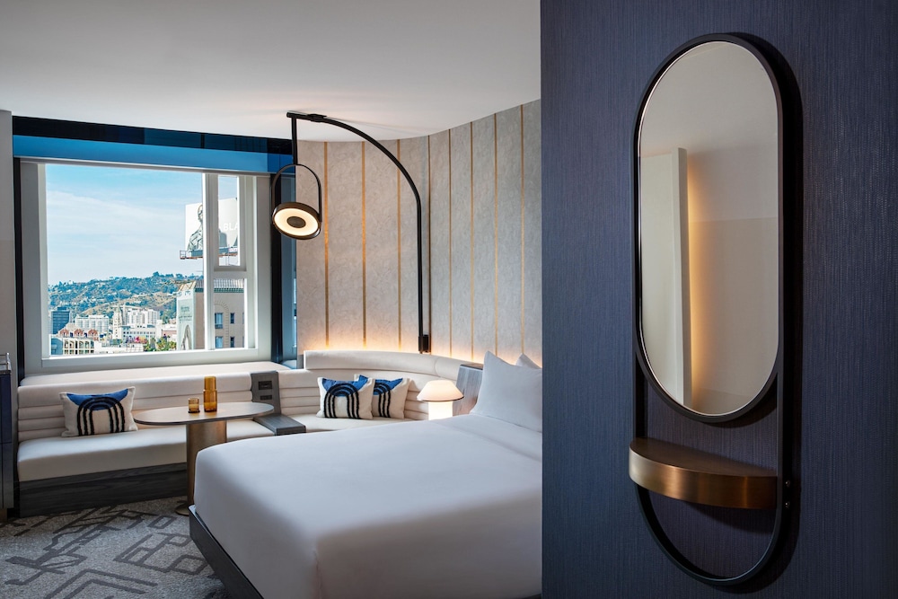 W Hollywood — Hotel rooms in Los Angeles, California
