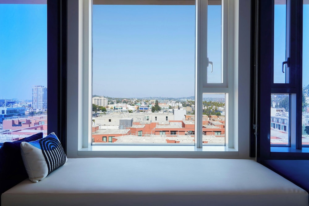 W Hollywood — Hotel rooms in Los Angeles, California