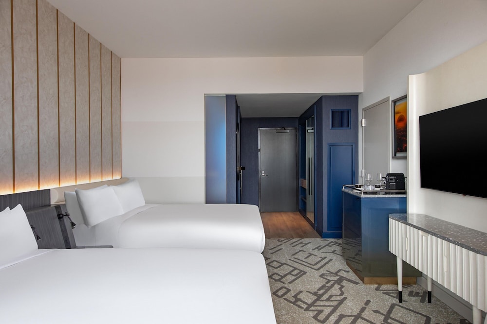W Hollywood — Hotel rooms in Los Angeles, California