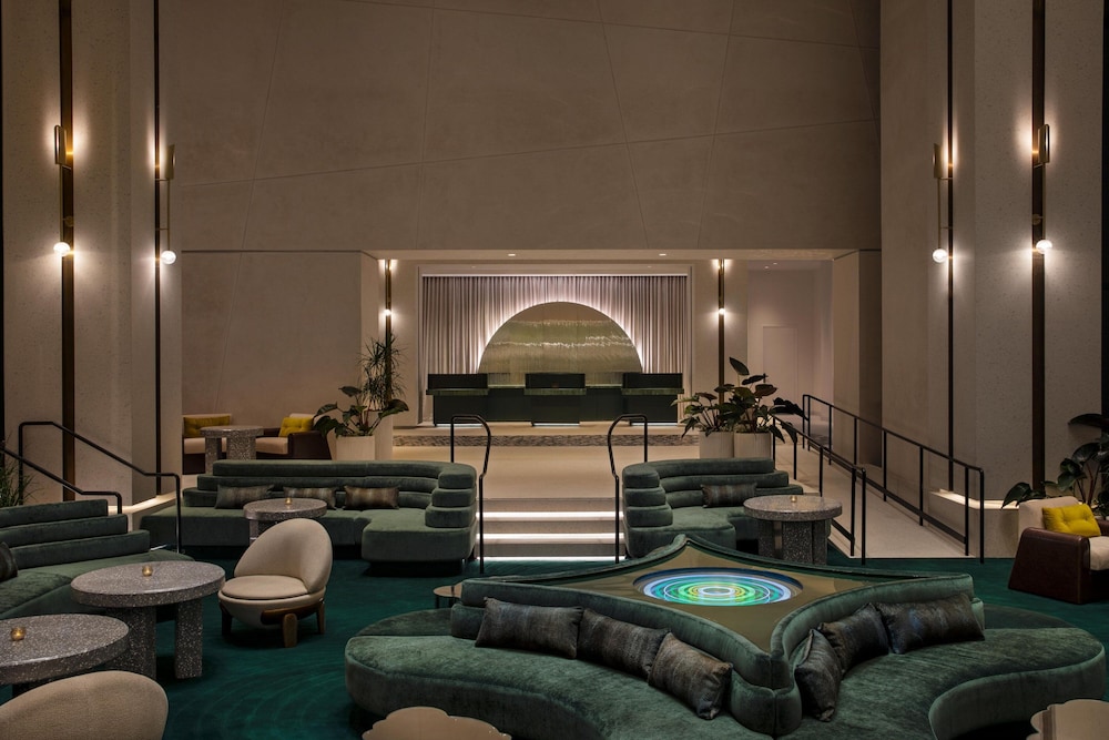 W Hollywood — Hotel building in Los Angeles, California