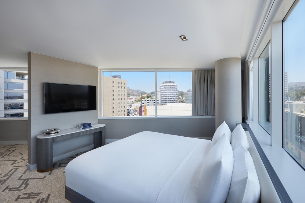 W Hollywood — Hotel rooms in Los Angeles, California