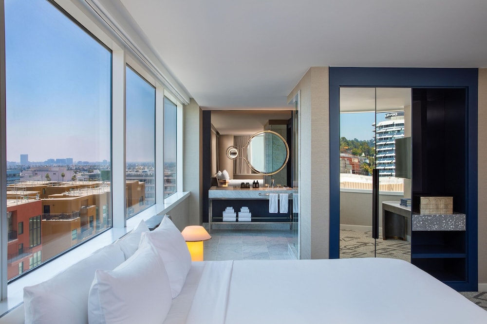 W Hollywood — Hotel rooms in Los Angeles, California