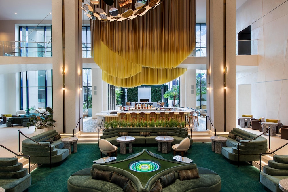 W Hollywood — Restaurant & bars in Los Angeles, California