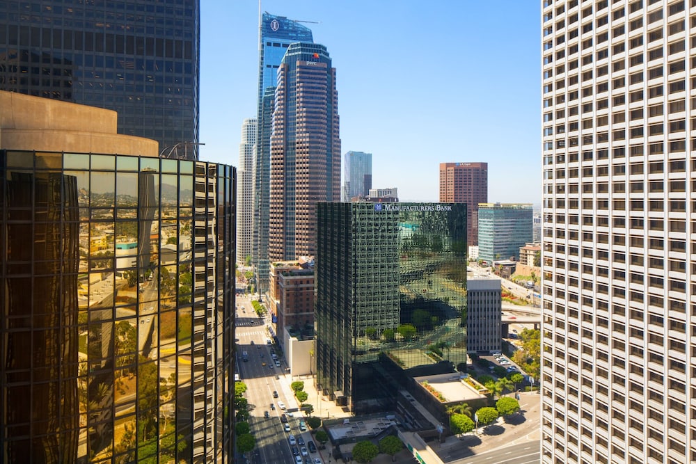 The Westin Bonaventure Hotel and Suites, Los Angeles - zdjęcie 4