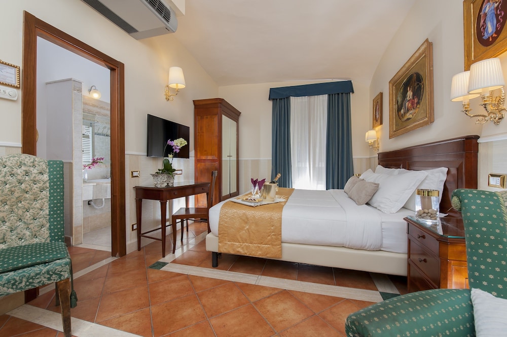 Hotel des Artistes — Hotel rooms in Rome, Lazio