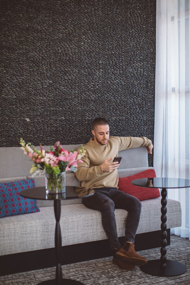 Hotel Angeleno — Hotel rooms in Los Angeles, California