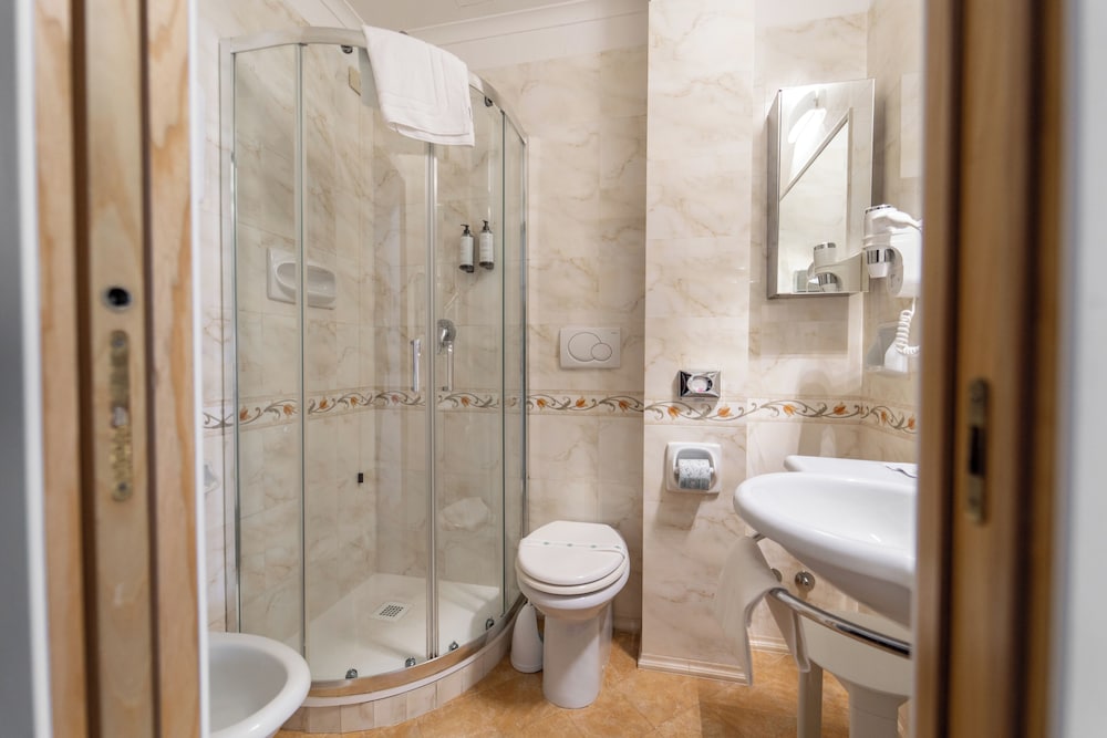 Hotel Oxford — Hotel rooms in Rome, Lazio